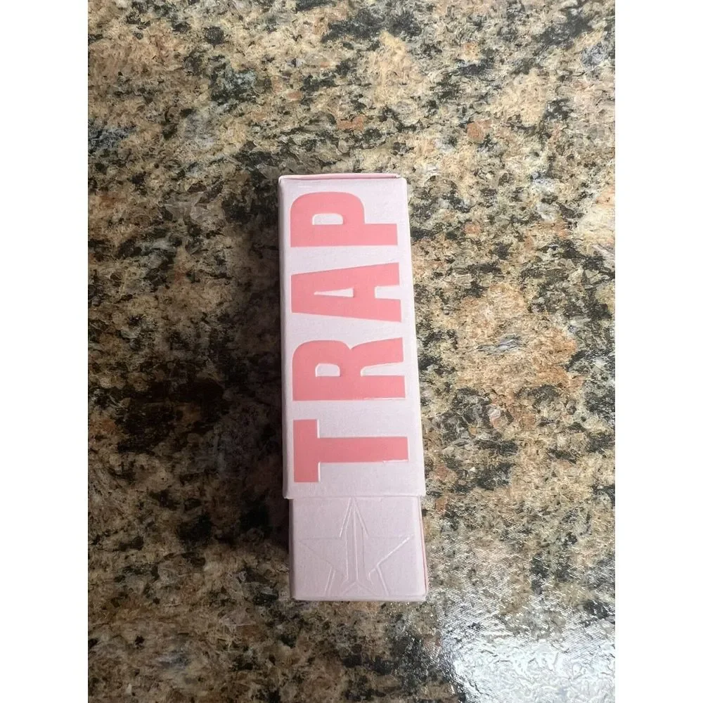 Jeffree Star Velvet Trap Lipstick Unphazed Nude Olive New‎